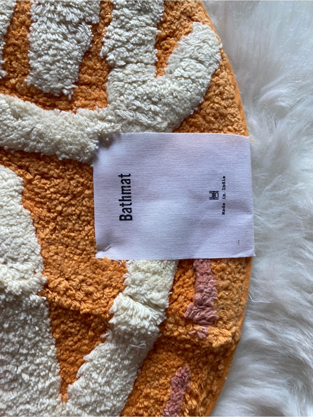 🍑NWT🍑 Urban Outfitters Peachy Clean Bath Mat - Picture 10 of 14